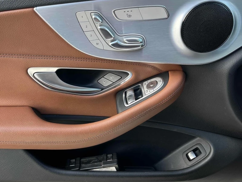 Mercedes-Benz C 300 2017 COUPE * 4MATIC * БЕЗ ПЪРВОНАЧАЛНА ВНОСКА* , снимка 13 - Автомобили и джипове - 52672602