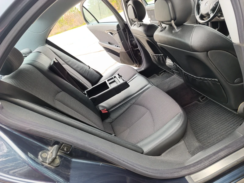 Mercedes-Benz E 270 E 270, снимка 6 - Автомобили и джипове - 52705846