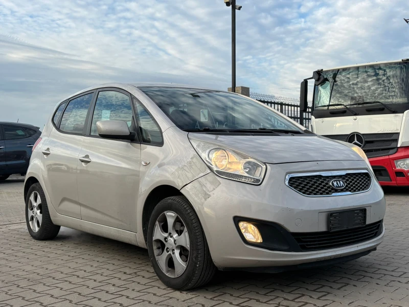 Kia Venga / 1.4I / GAS / 90HP / EURO 5 / , снимка 7 - Автомобили и джипове - 52835224