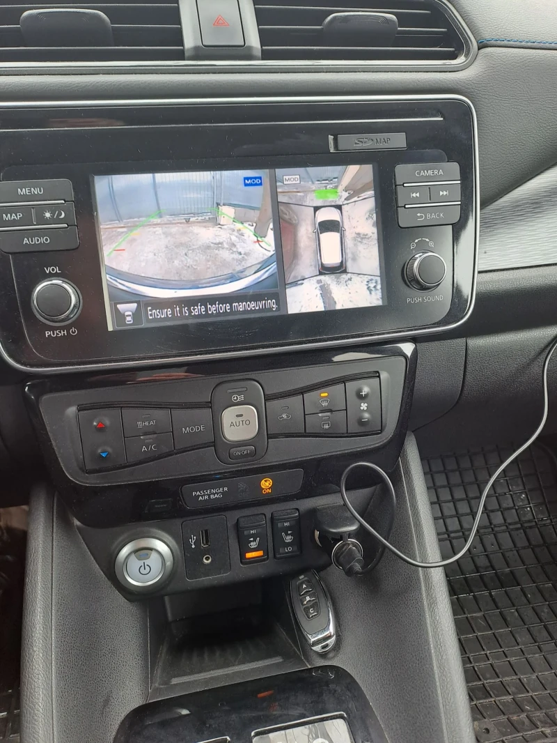 Nissan Leaf  N-Connecta с проблем, снимка 9 - Автомобили и джипове - 53452360