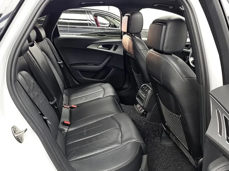 Audi A6 2.0 TDI Quattro, снимка 12 - Автомобили и джипове - 54561235
