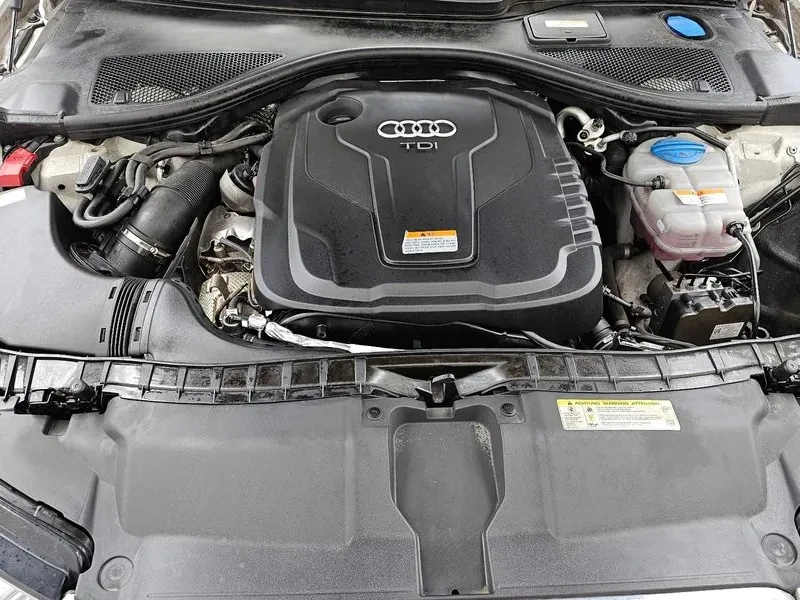 Audi A6 2.0 TDI Quattro, снимка 6 - Автомобили и джипове - 54561235