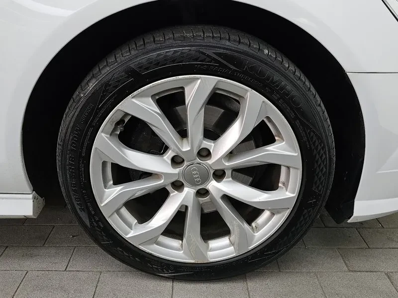 Audi A6 2.0 TDI Quattro, снимка 5 - Автомобили и джипове - 54561235
