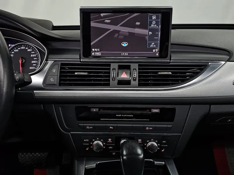 Audi A6 2.0 TDI Quattro, снимка 14 - Автомобили и джипове - 54561235