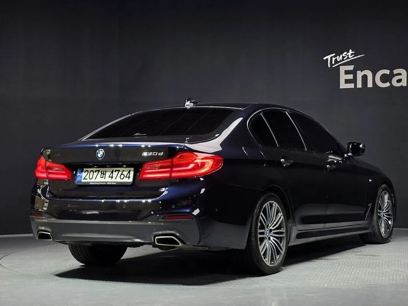 BMW 530 530d M Sport Package| 265к.с.| ВКЛ.ТЕХНОТЕСТ, снимка 2 - Автомобили и джипове - 55441235