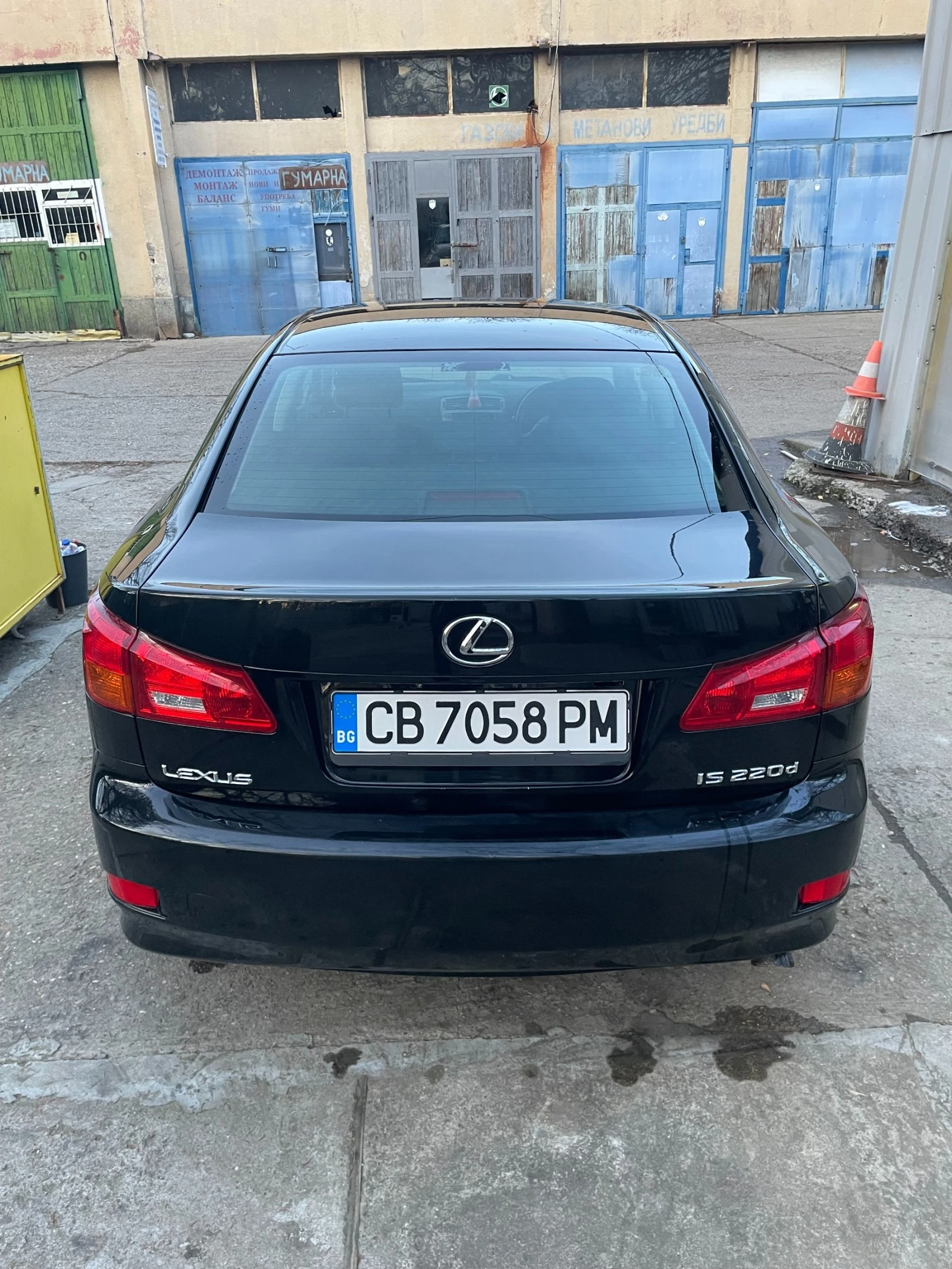 Lexus IS 220d 220d - изображение 5