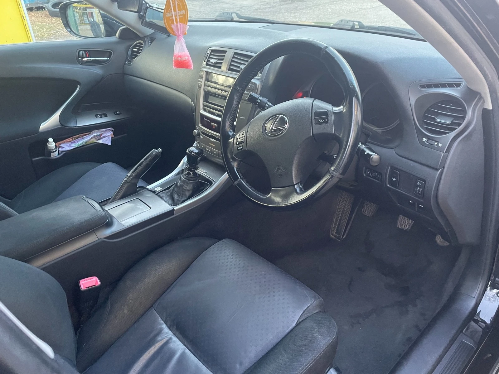 Lexus IS 220d 220d | Mobile.bg — изображение 11