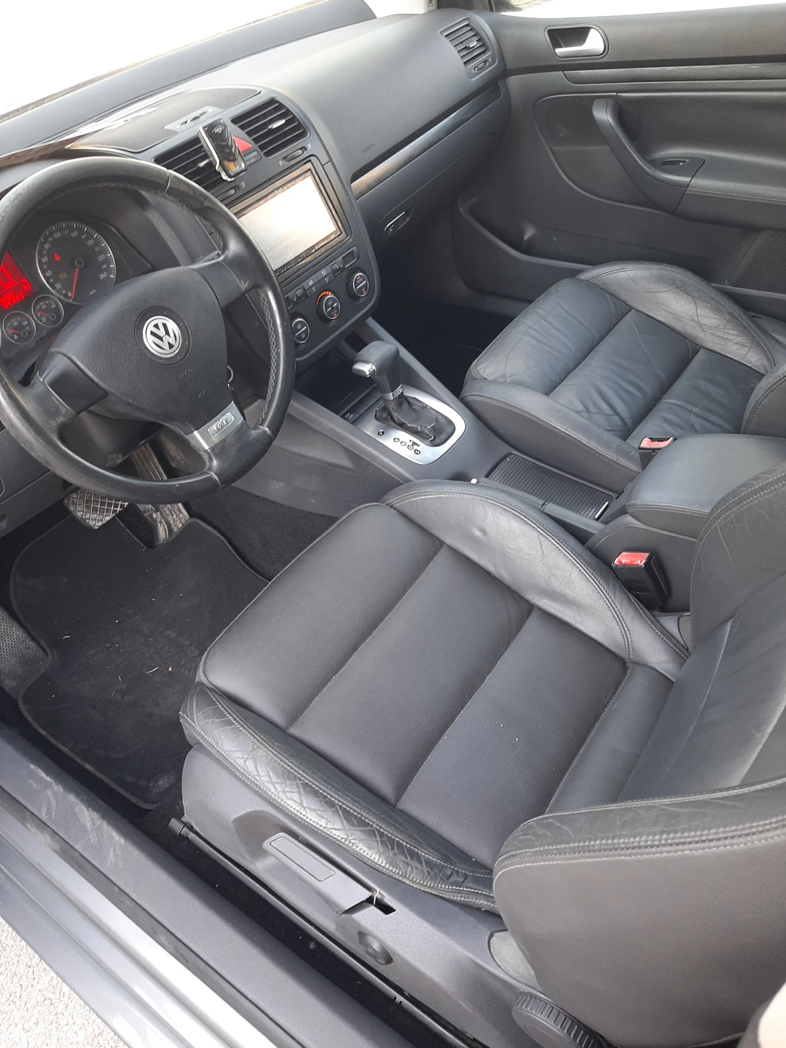 VW Golf 1.4 GTI Автомат - изображение 2