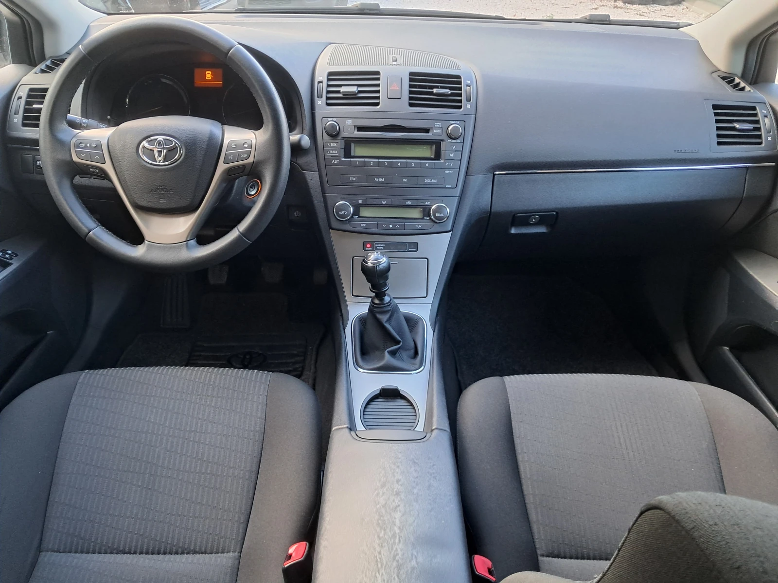 Toyota Avensis 1.8i-112000км.СЕРВИЗНА ИСТОРИЯ В ТОЙОТА - изображение 7
