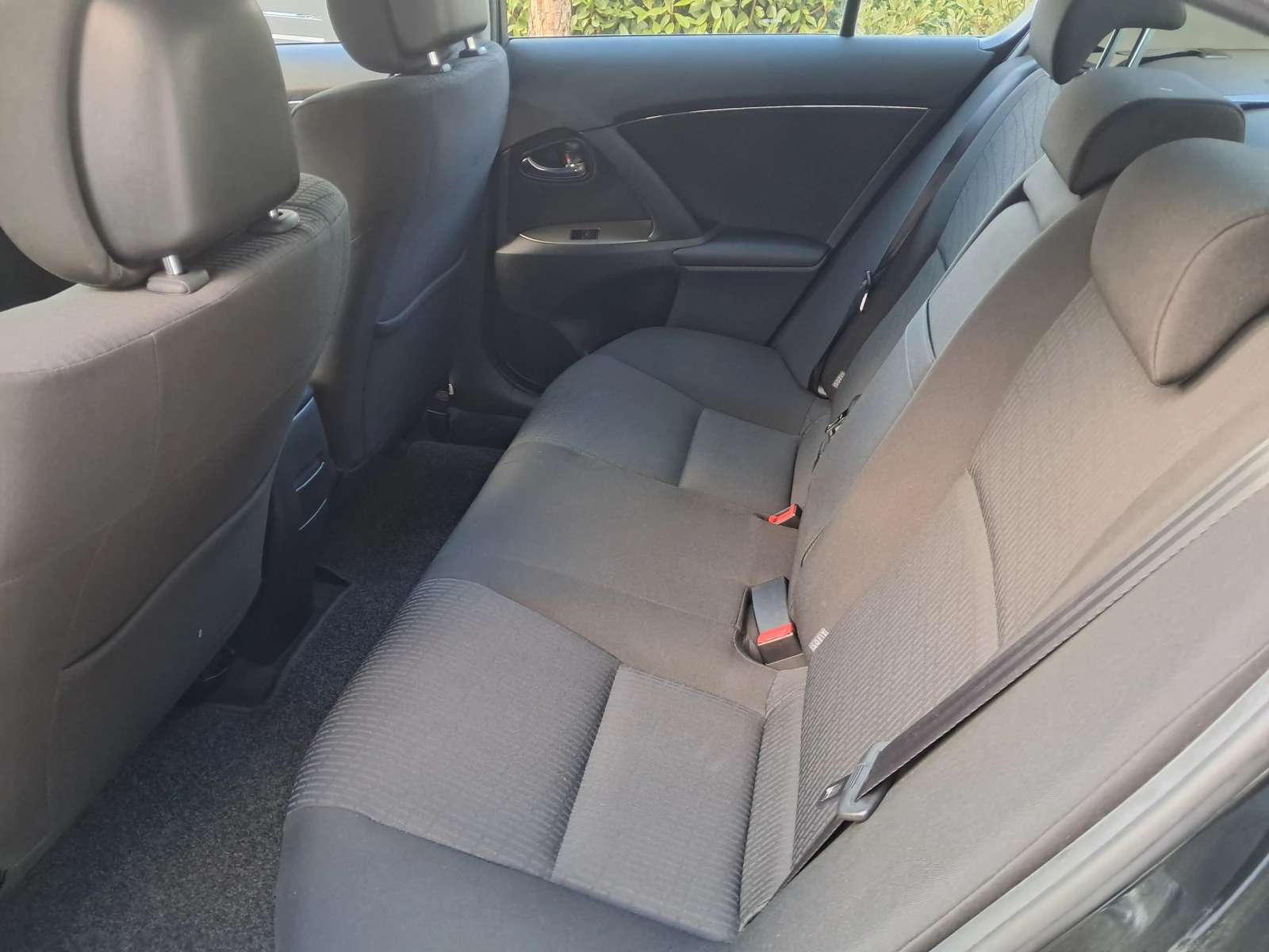 Toyota Avensis 1.8i-112000км.СЕРВИЗНА ИСТОРИЯ В ТОЙОТА - изображение 9