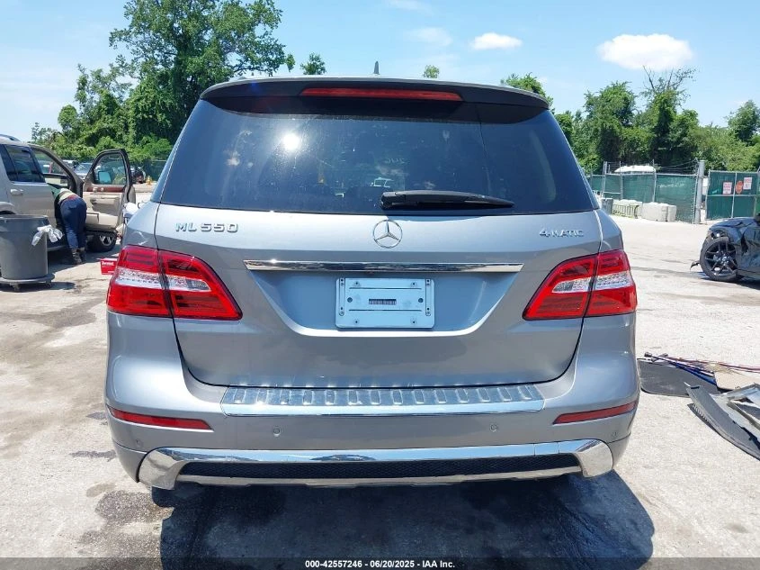 Mercedes-Benz ML 550 4.6L V-8 DI, DOHC, VVT, TURBO, 402HP All Wheel - изображение 9