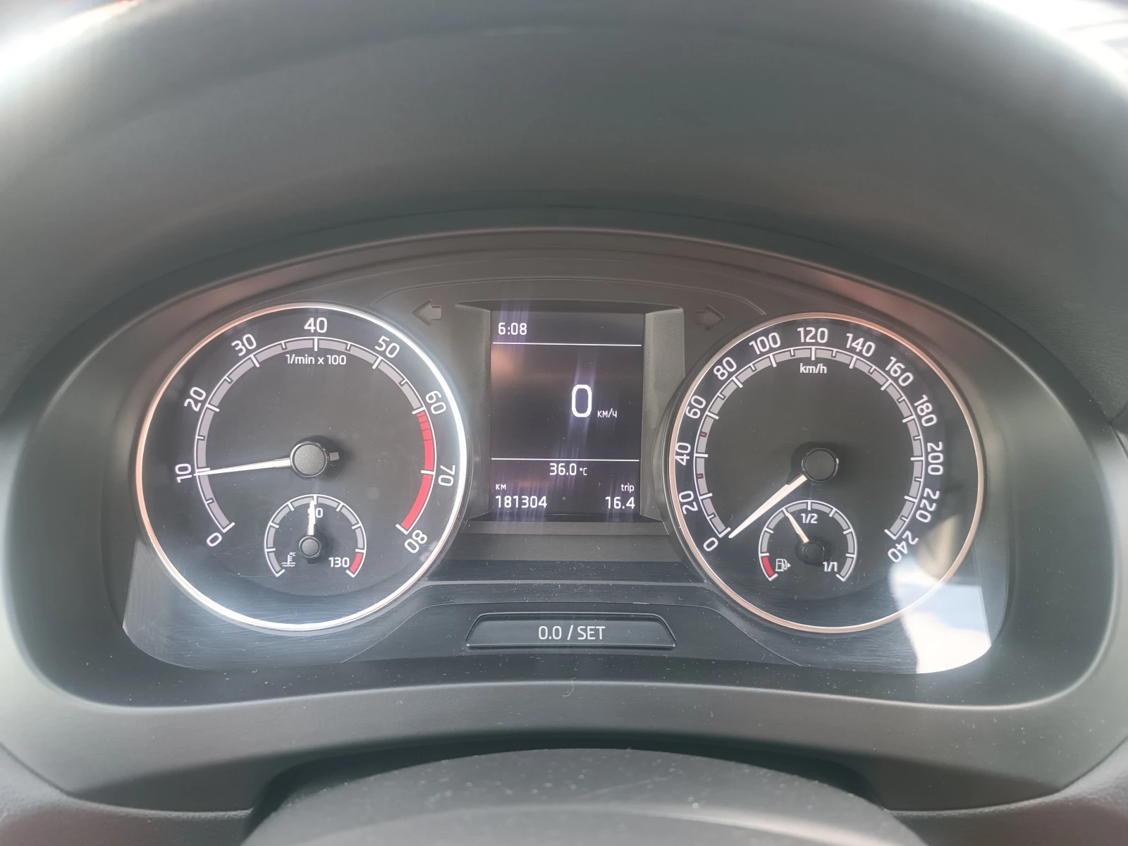 Skoda Rapid 181 ХИЛ.КМ-ИСТИНСКИ !!!  - изображение 6