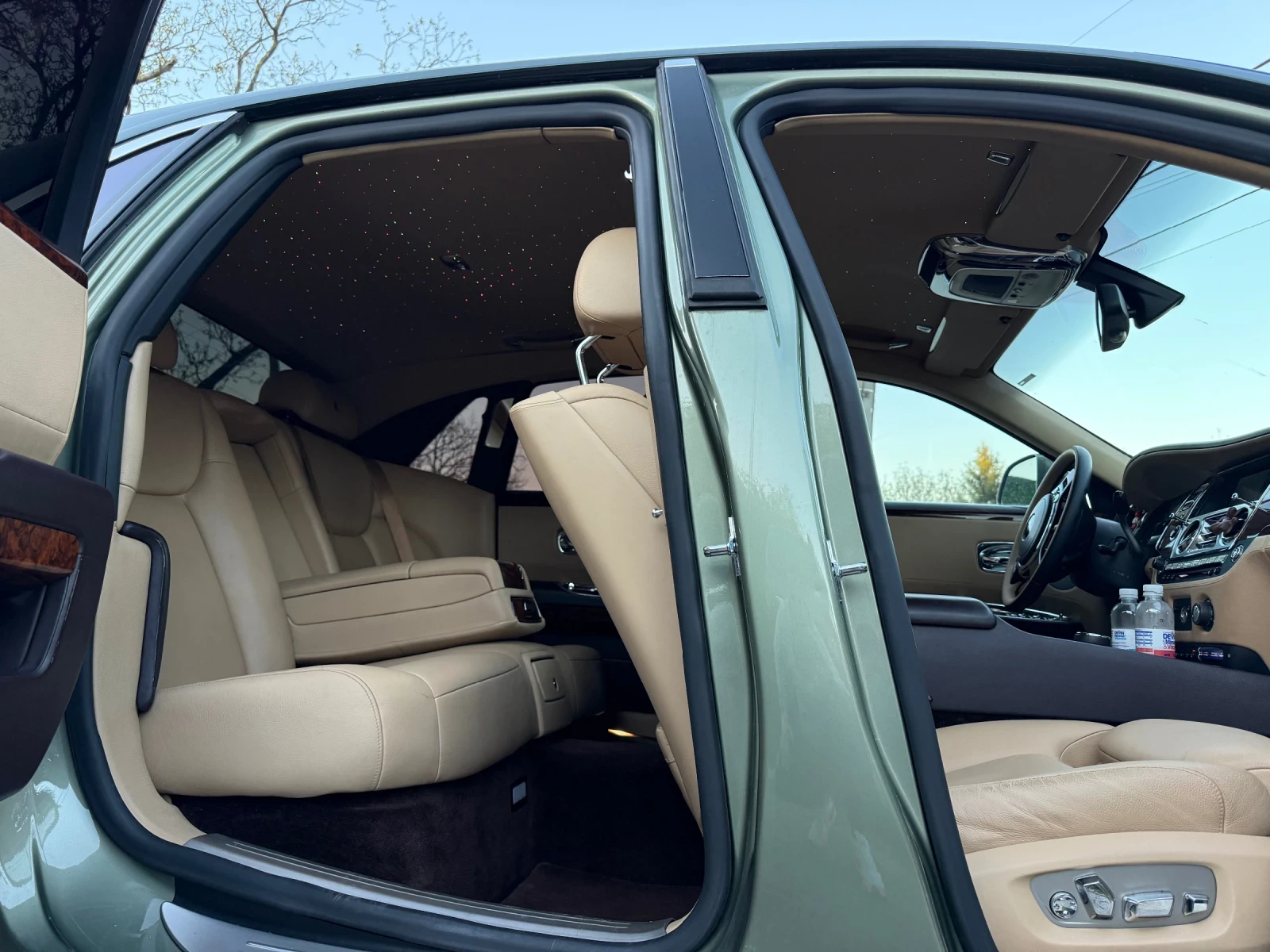 Rolls-Royce Ghost ФЕЙС* GREEN EDITION* , снимка 8 - Автомобили и джипове - 51596515