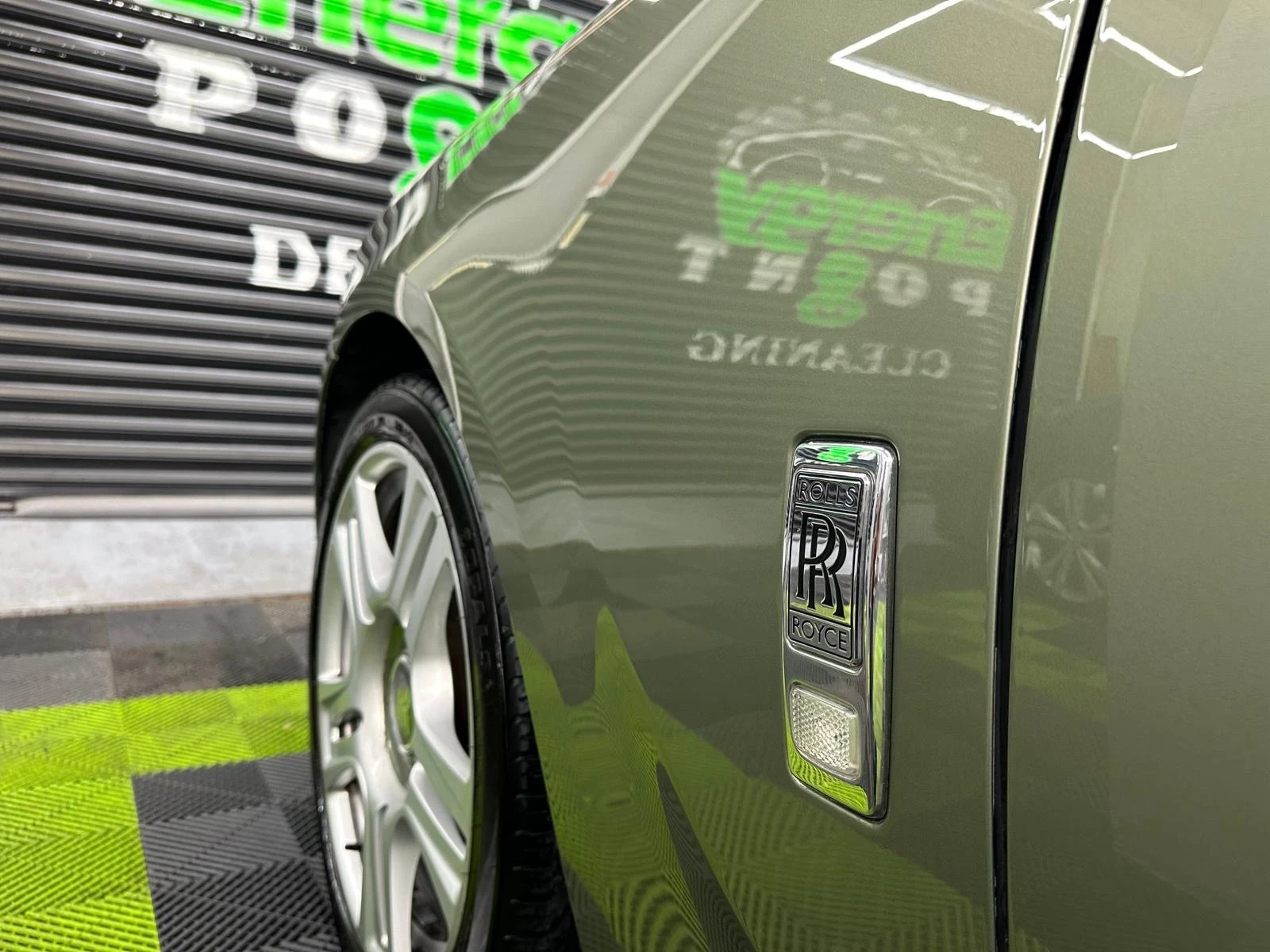 Rolls-Royce Ghost ФЕЙС* GREEN EDITION*  | Mobile.bg — изображение 11