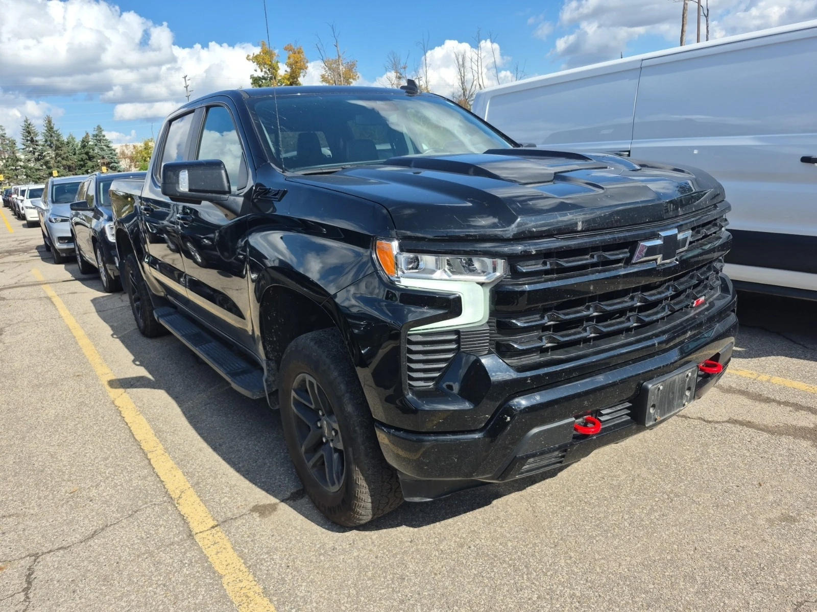 Chevrolet Silverado LT TRAIL BOSS CREW * * CARFAX * * АВТО КРЕДИТ * *  - изображение 2