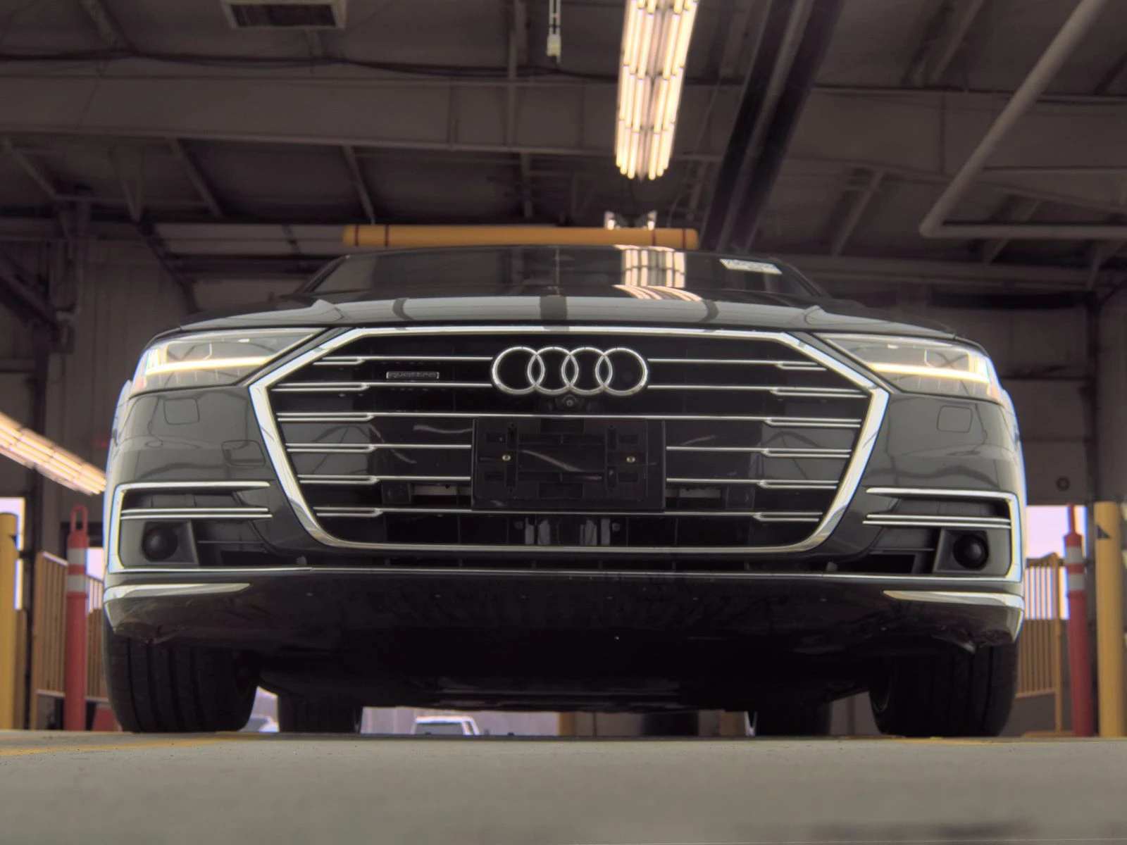 Audi A8, снимка 3 - Автомобили и джипове - 53712967