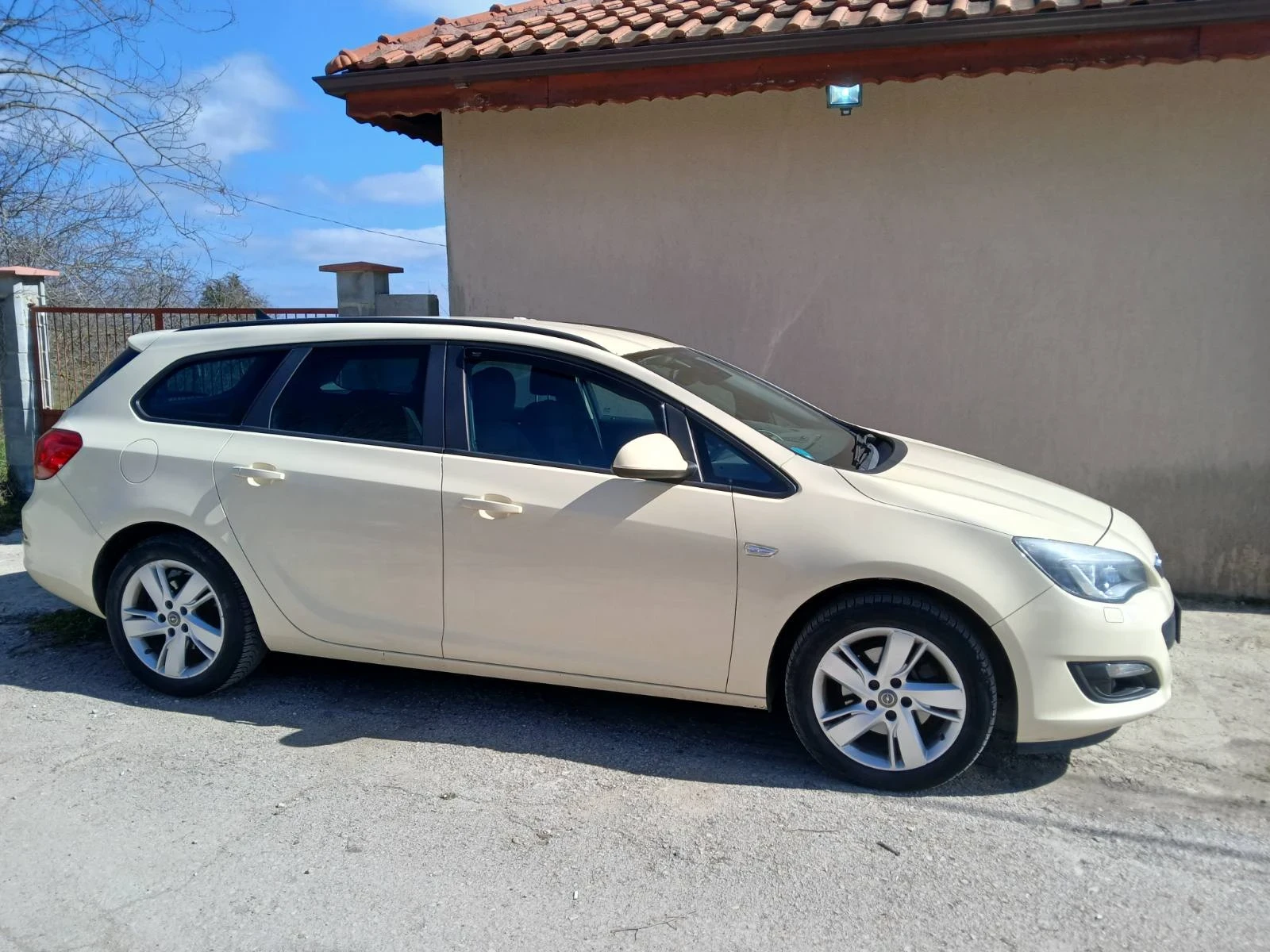 Opel Astra 1.6 cdti