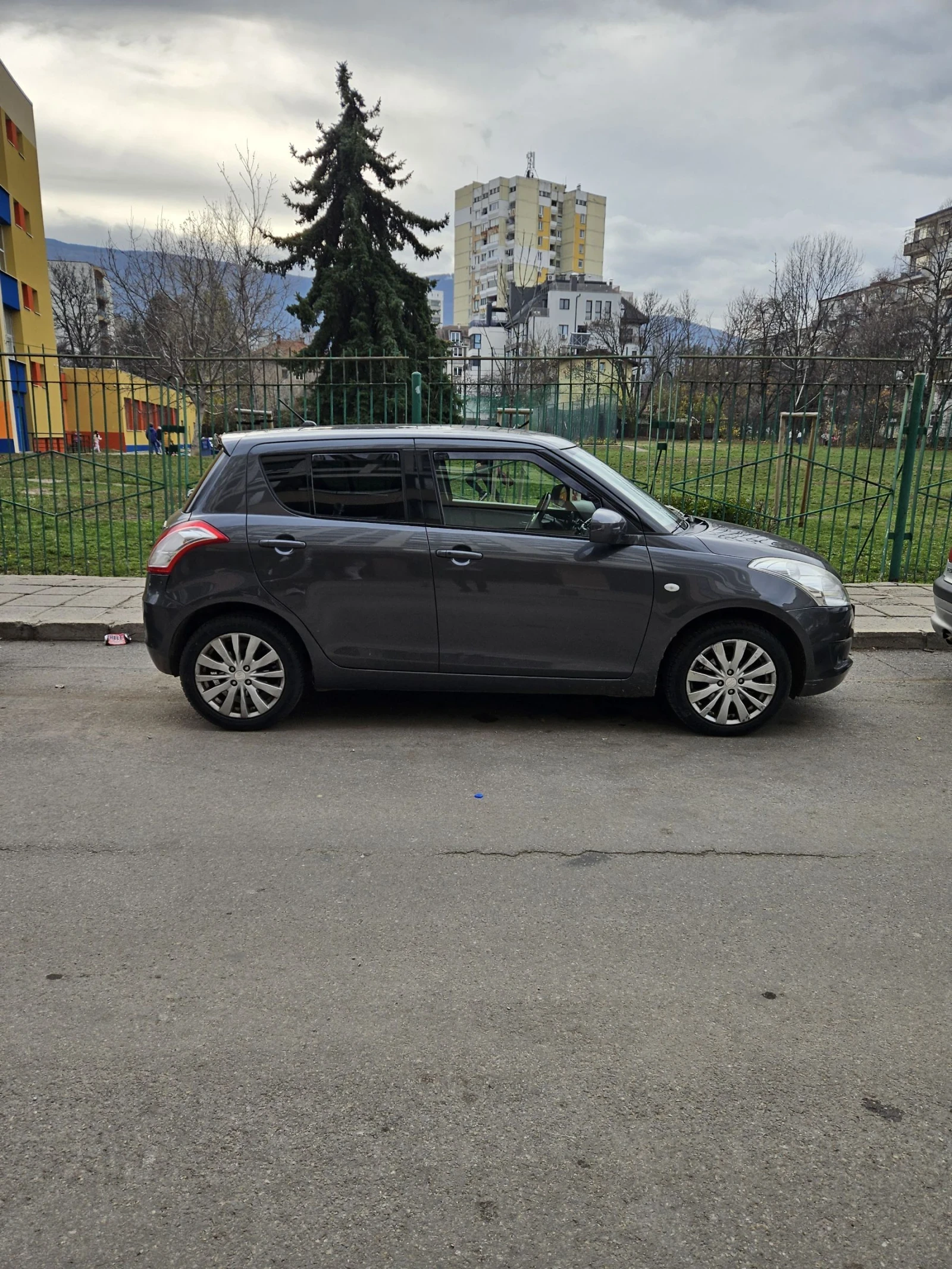 Suzuki Swift 4х4 ГАЗ, снимка 10 - Автомобили и джипове - 53999750