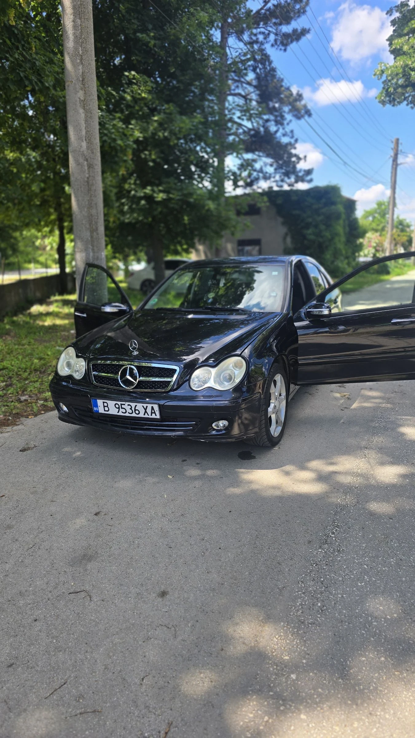 Mercedes-Benz C 180 Kompresor, снимка 5 - Автомобили и джипове - 54034193