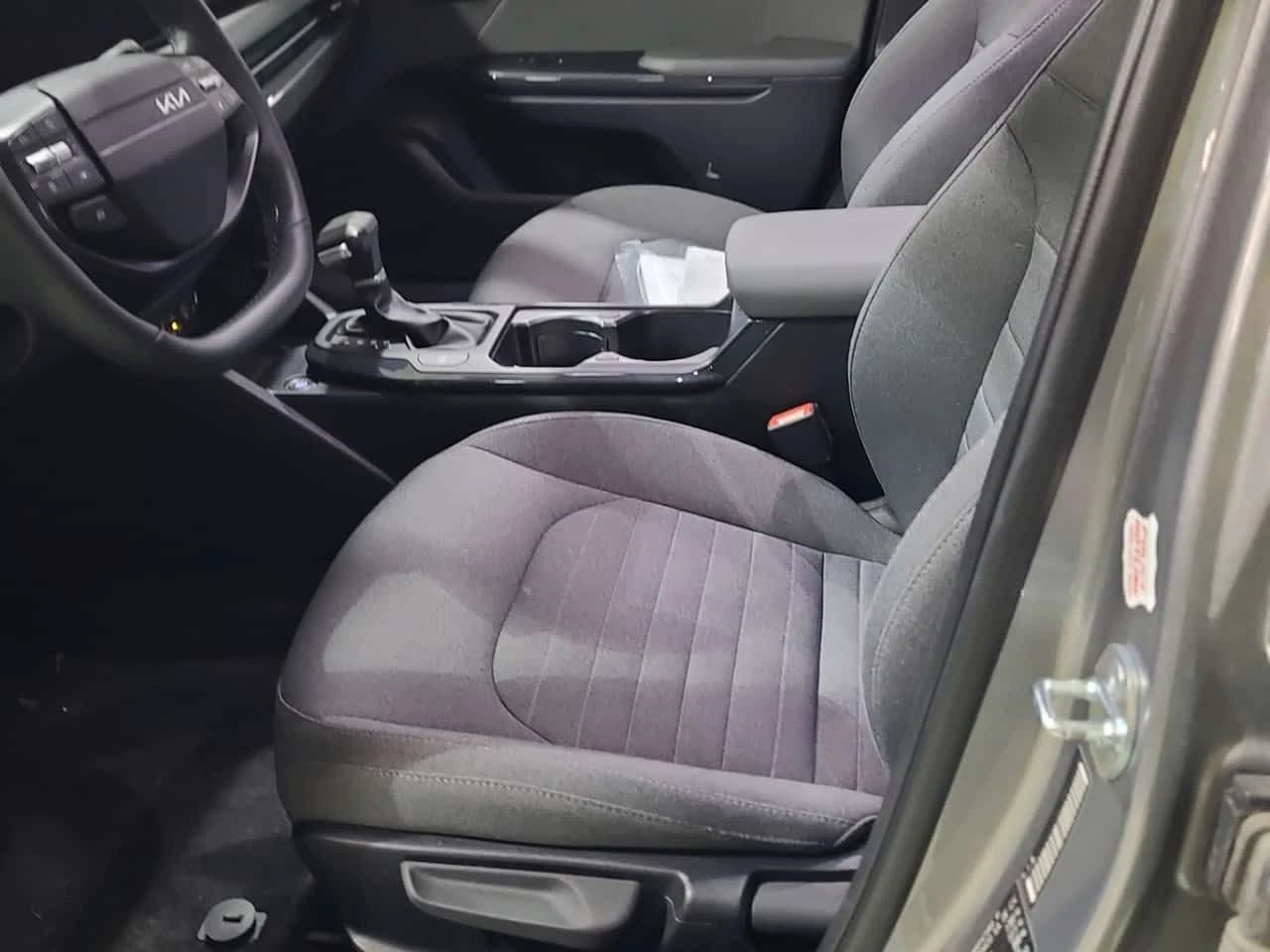 Kia K4 * EX * CARFAX * ЦЕНА ДО БГ, снимка 5 - Автомобили и джипове - 54082609