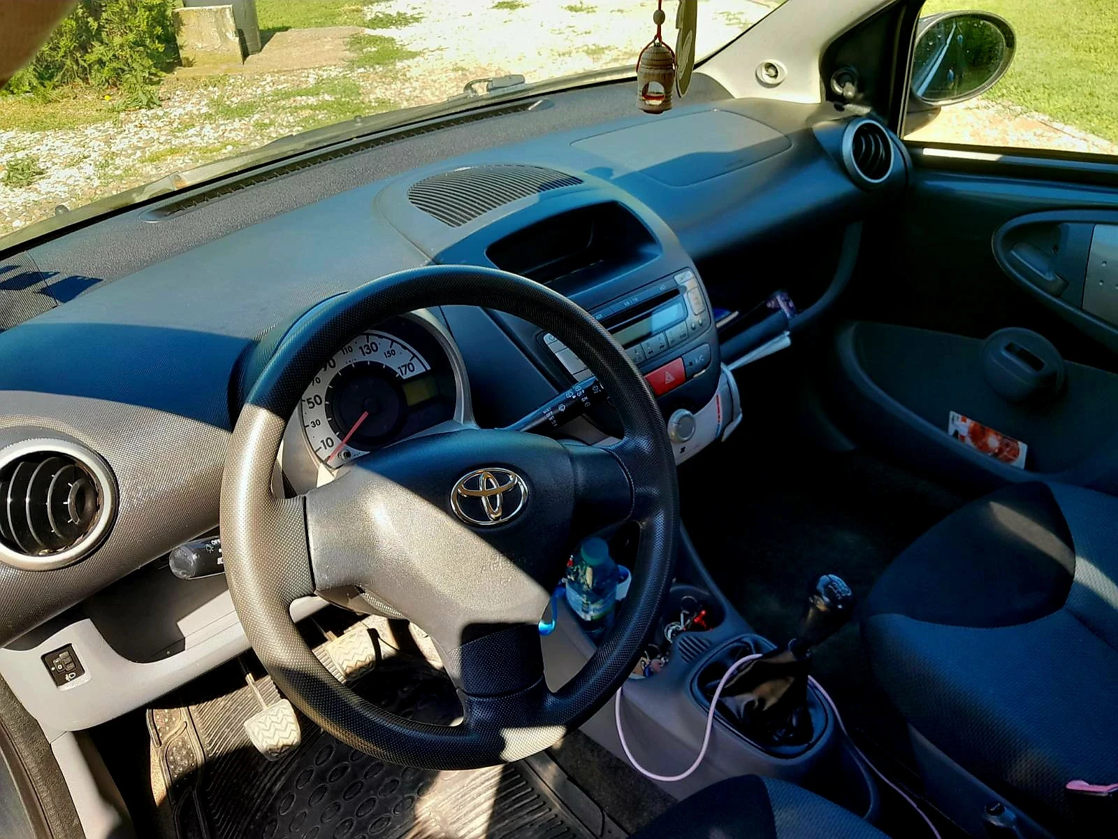 Toyota Aygo, снимка 2 - Автомобили и джипове - 54217545