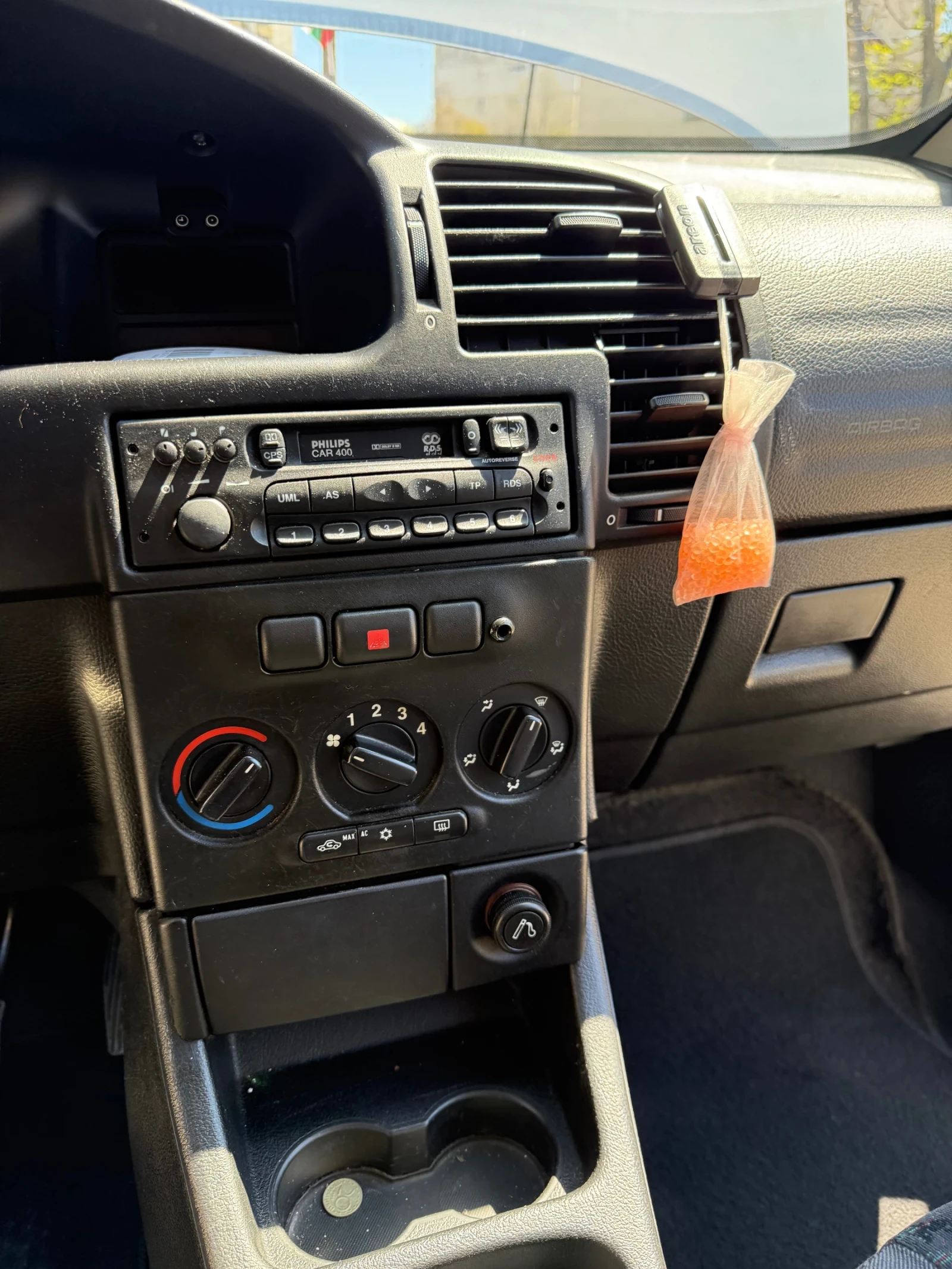 Opel Zafira, снимка 3 - Автомобили и джипове - 54335290