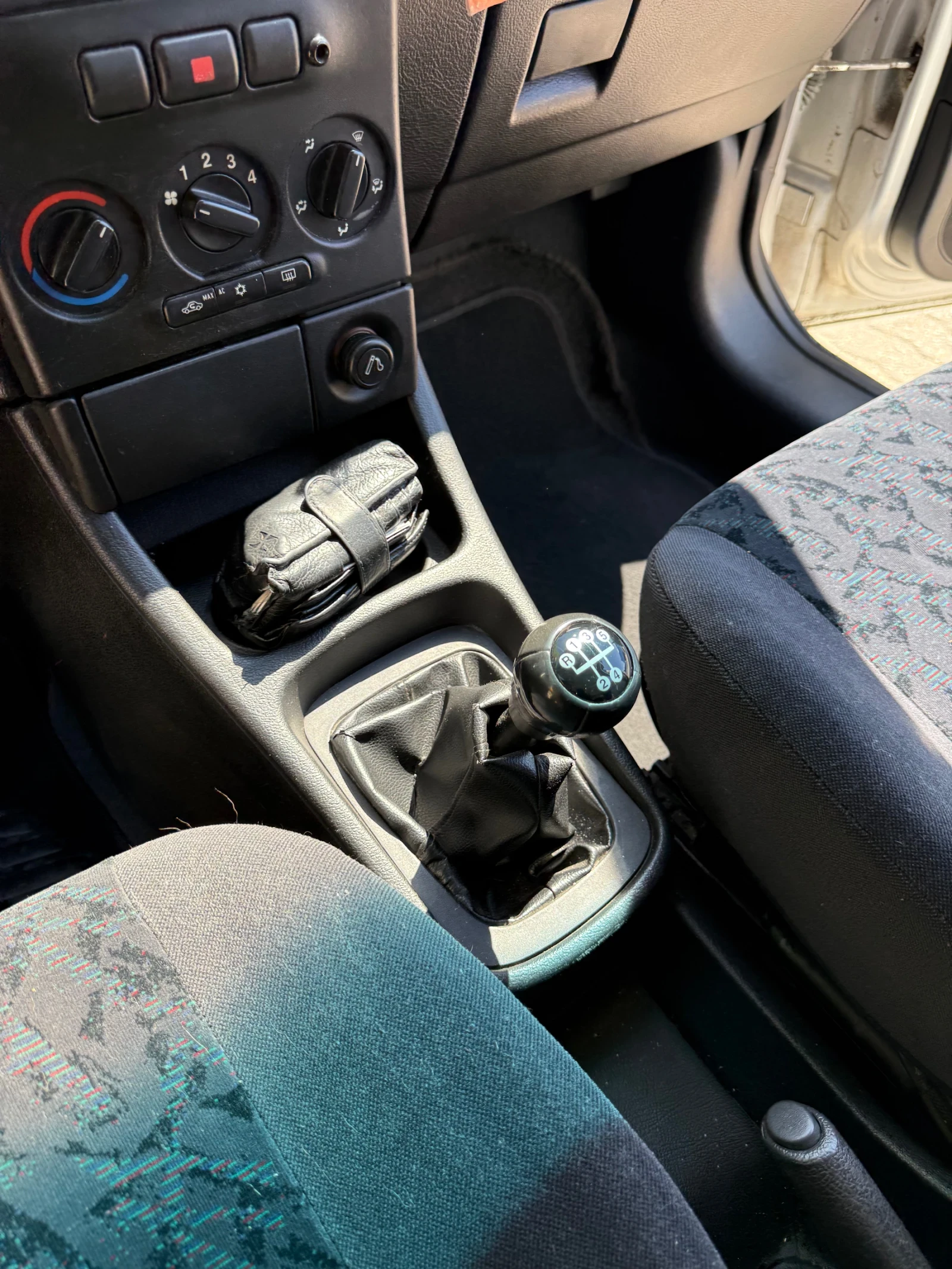 Opel Zafira, снимка 5 - Автомобили и джипове - 54335290