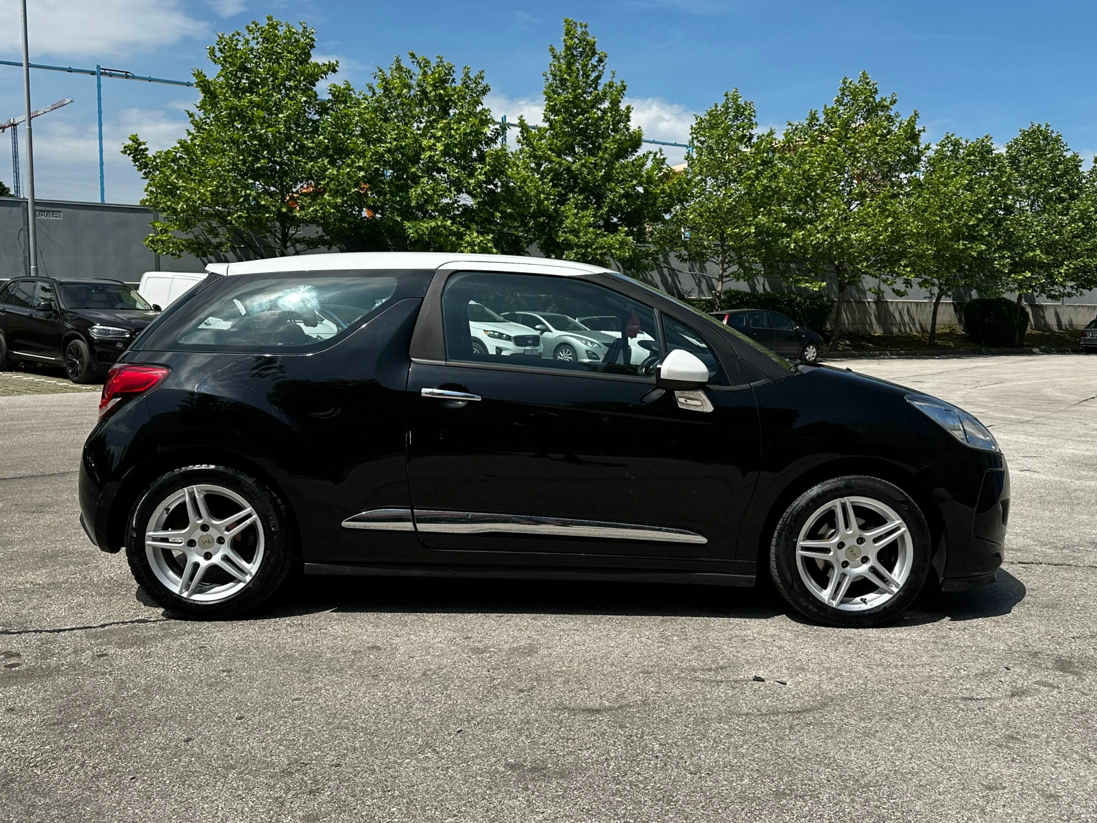 Citroen DS3 1.2i 82 к.с., снимка 5 - Автомобили и джипове - 54746953