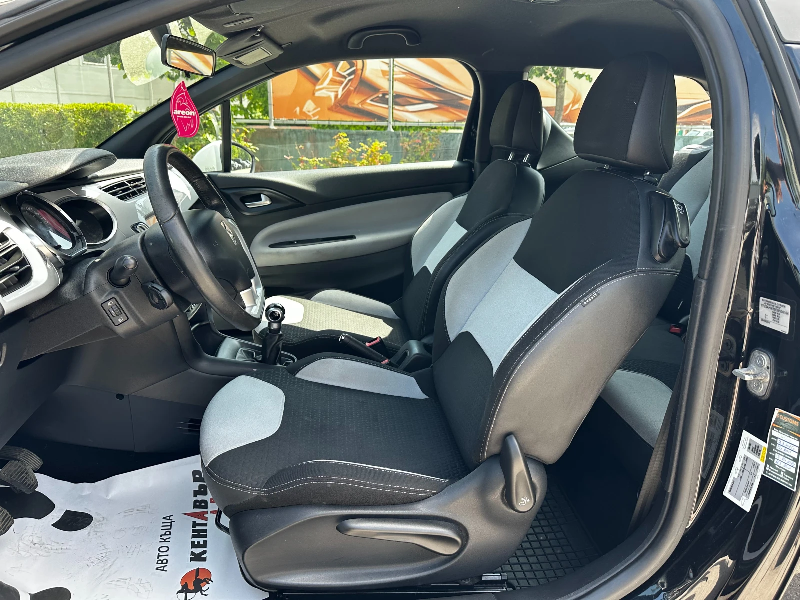 Citroen DS3 1.2i 82 к.с., снимка 9 - Автомобили и джипове - 54746953