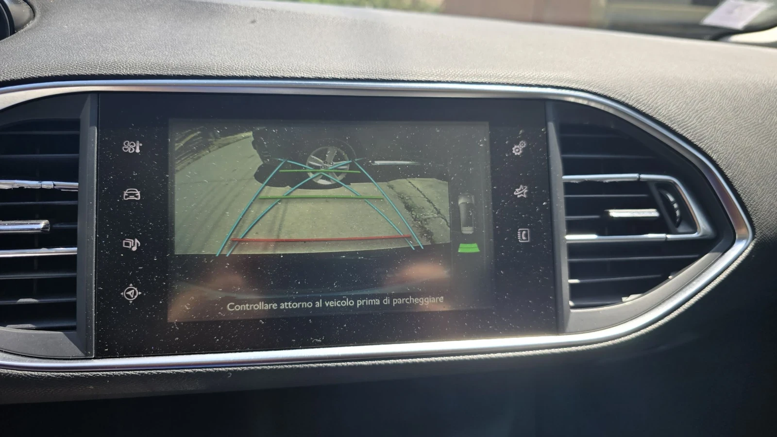 Peugeot 308 1.6 HDI 115 HP, снимка 11 - Автомобили и джипове - 55153250