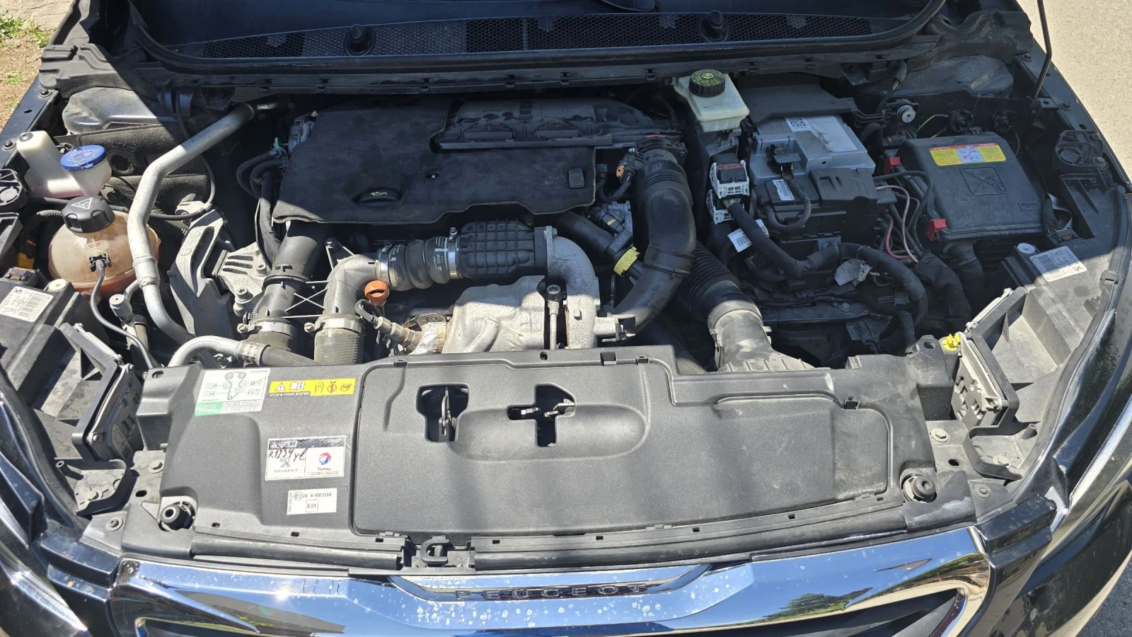 Peugeot 308 1.6 HDI 115 HP, снимка 10 - Автомобили и джипове - 55153250