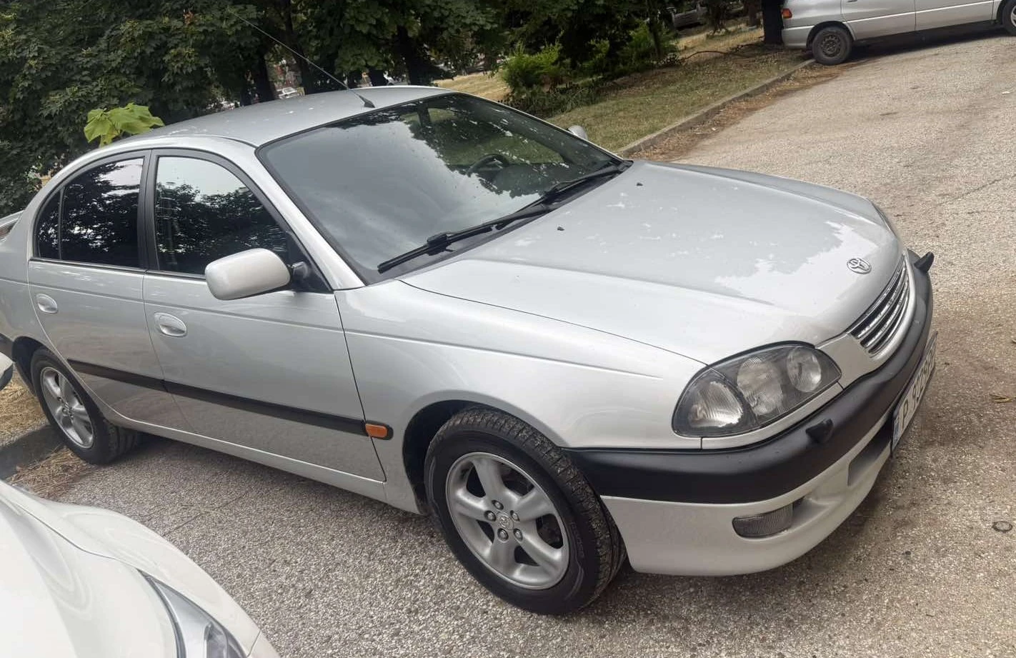 Toyota Avensis, снимка 3 - Автомобили и джипове - 55162750