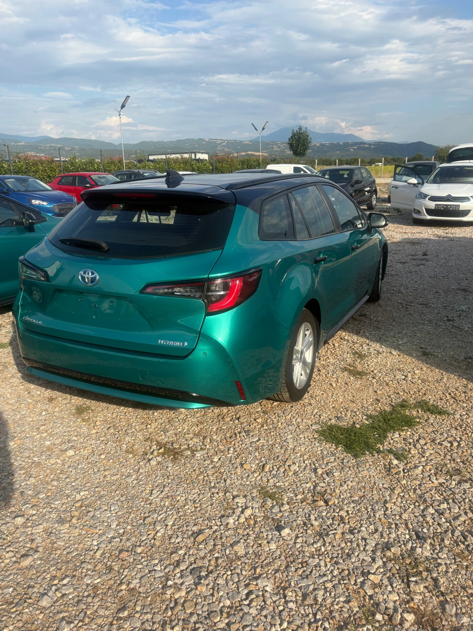 Toyota Corolla 1.8, снимка 8 - Автомобили и джипове - 55412406