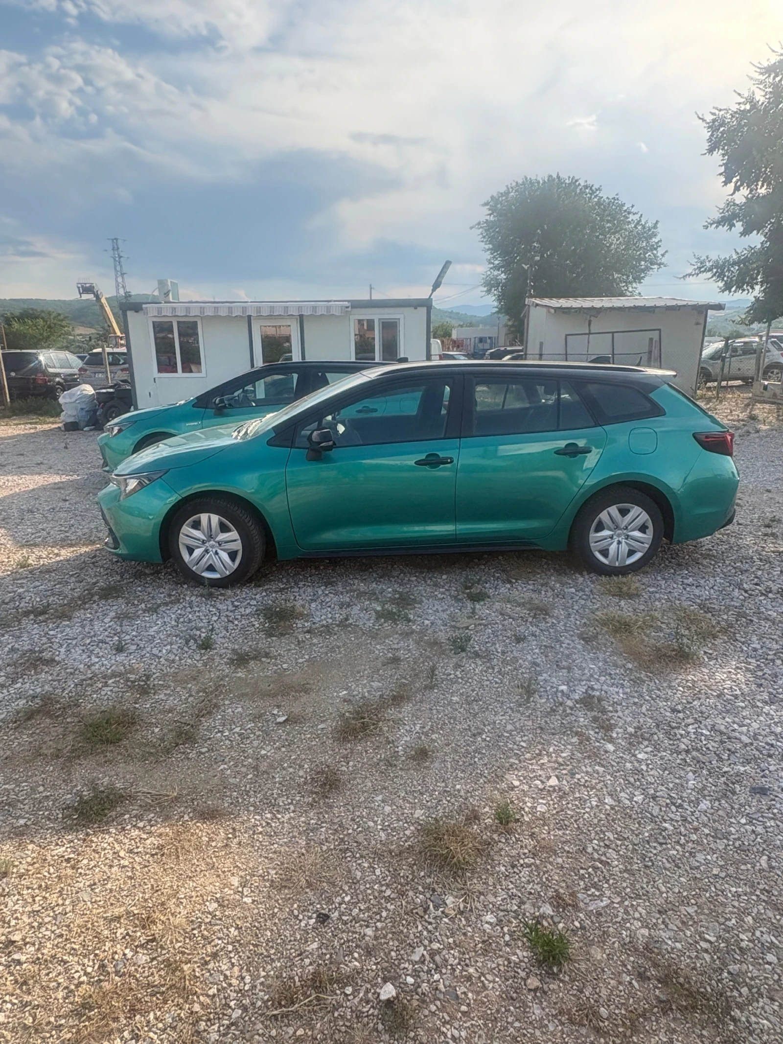 Toyota Corolla 1.8, снимка 4 - Автомобили и джипове - 55412406