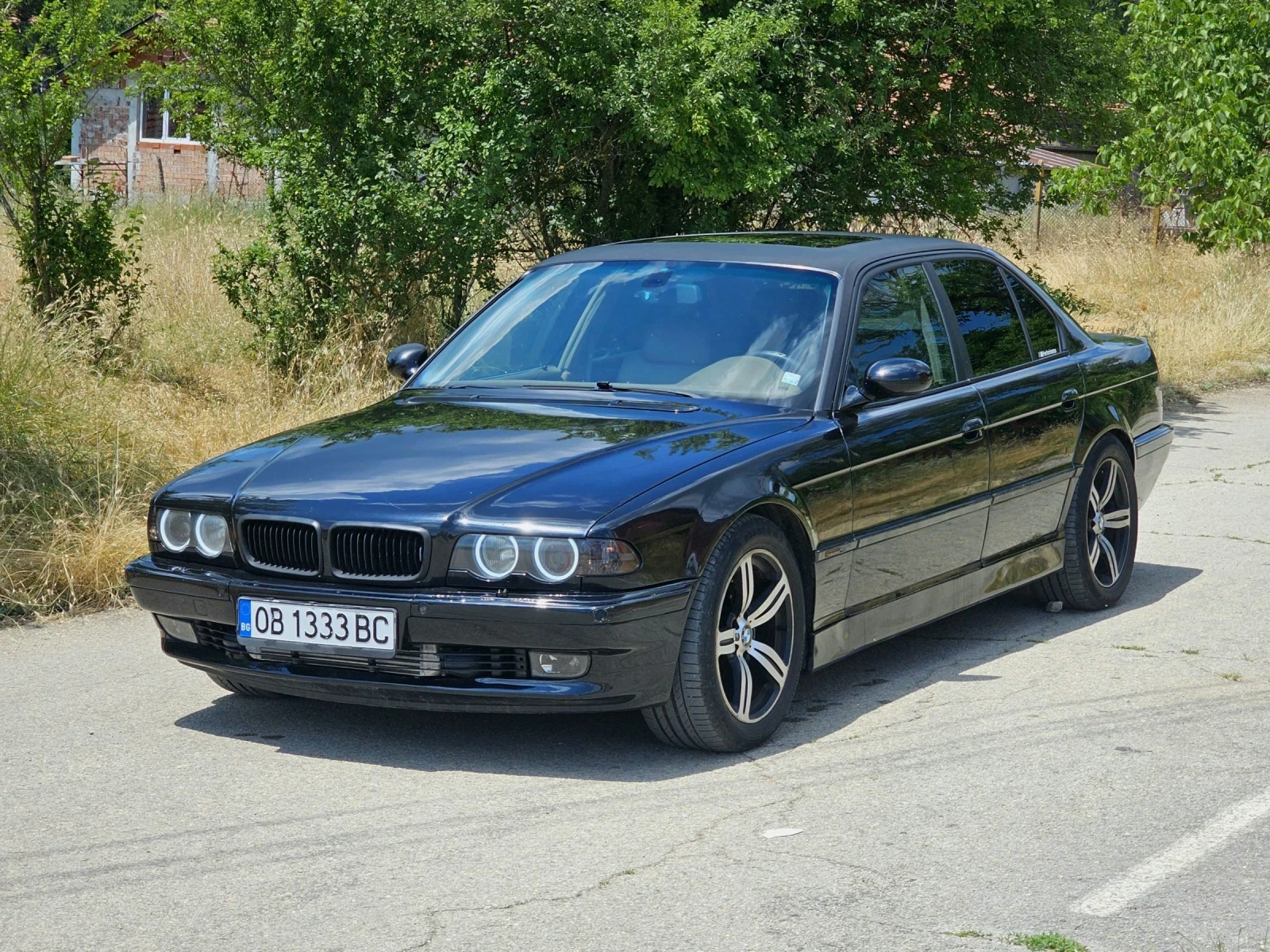 BMW 730