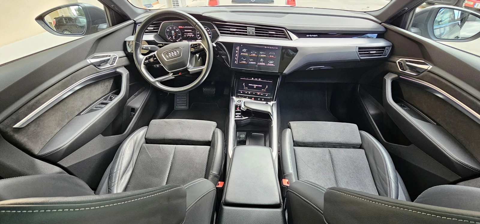 Audi E-Tron Q8 S line, за маняци!, снимка 14 - Автомобили и джипове - 55631573