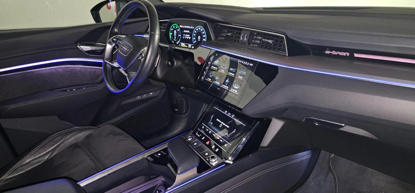Audi E-Tron Q8 S line, за маняци!, снимка 9 - Автомобили и джипове - 55631573