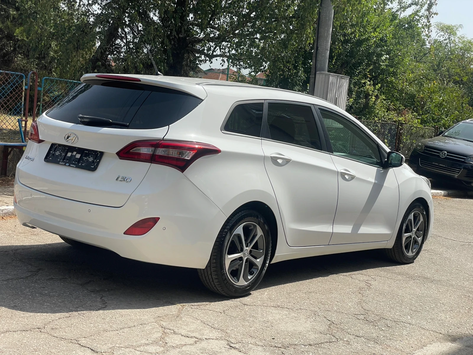 Hyundai I30 1.4i* 100kc* Passion blue, снимка 6 - Автомобили и джипове - 55853346