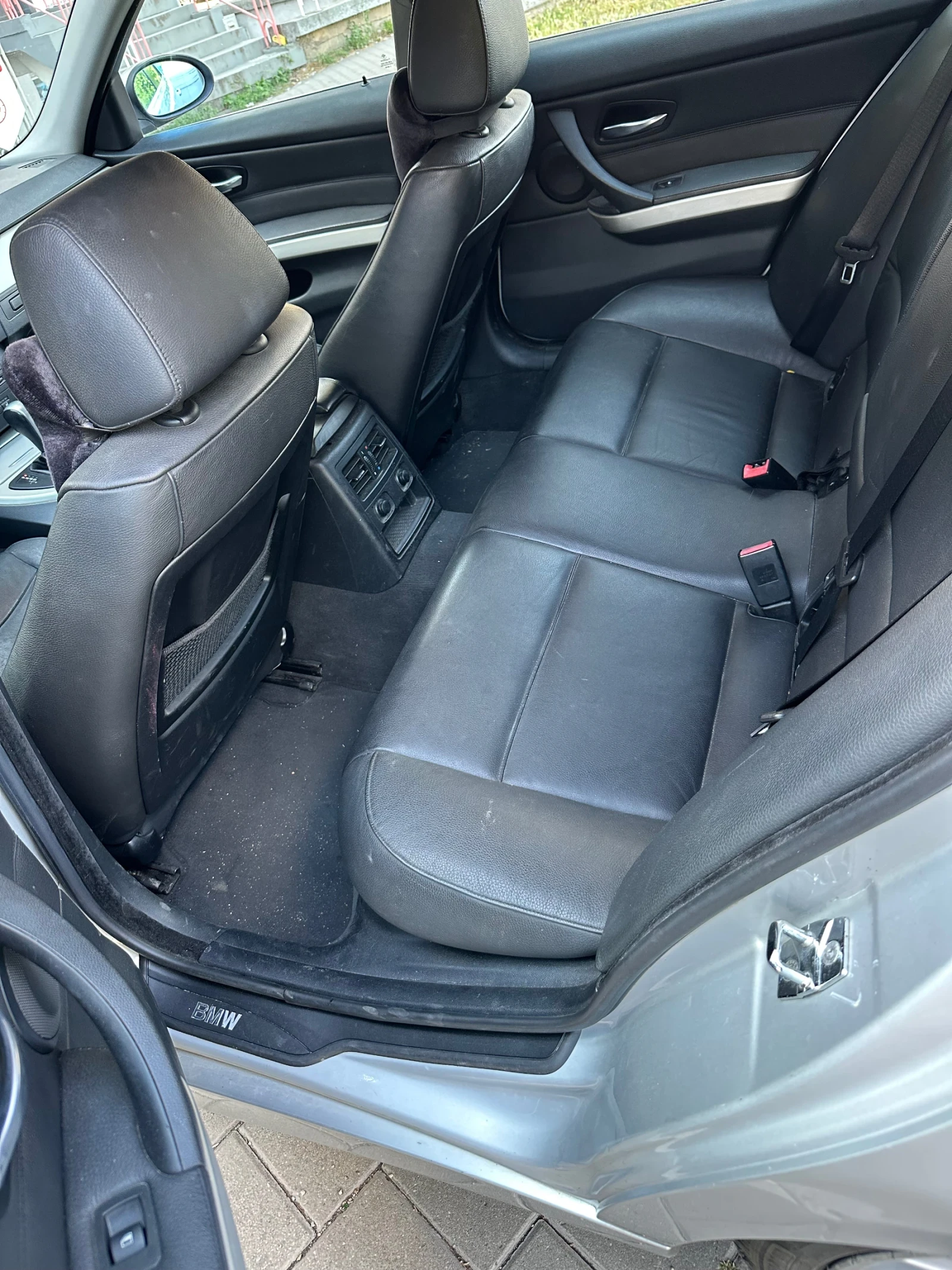 BMW 325 БМВ Е91 XI 218 Снимки по вайбър , снимка 5 - Автомобили и джипове - 55905057