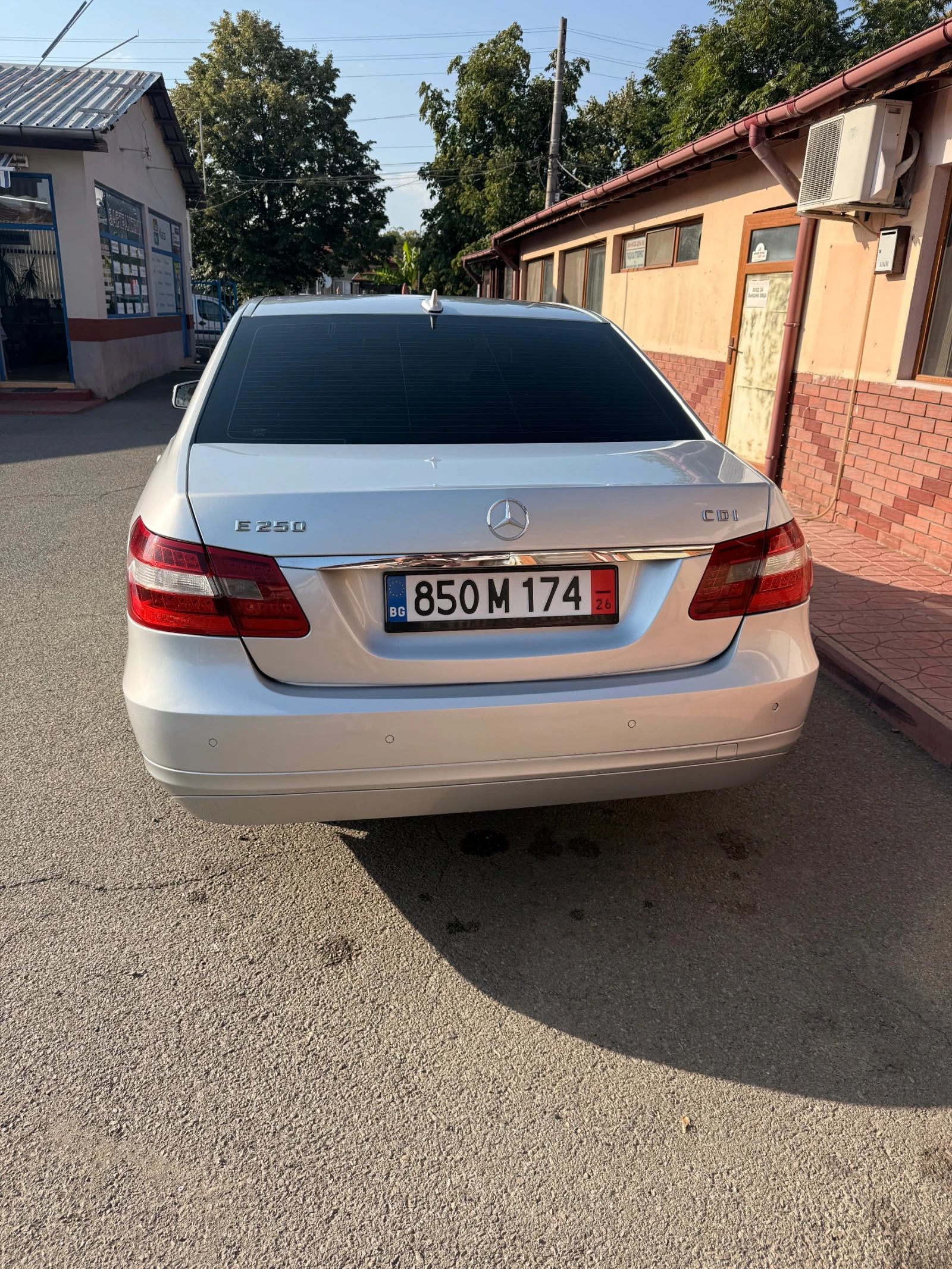 Mercedes-Benz E 250 2.2cdi, снимка 4 - Автомобили и джипове - 55939203