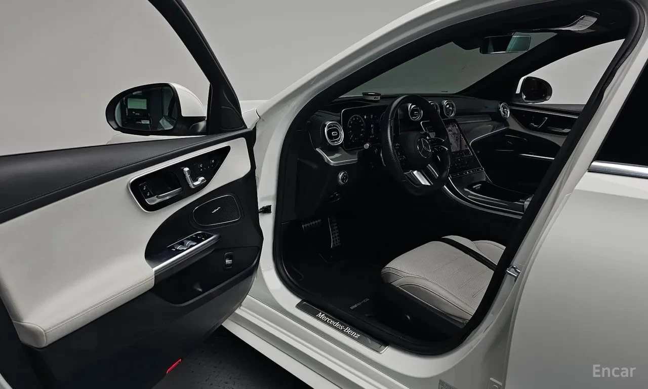 Mercedes-Benz C 300 AMG LINE * ФИКСИРАНА ЦЕНА ДО БЪЛГАРИЯ* , снимка 6 - Автомобили и джипове - 56115487