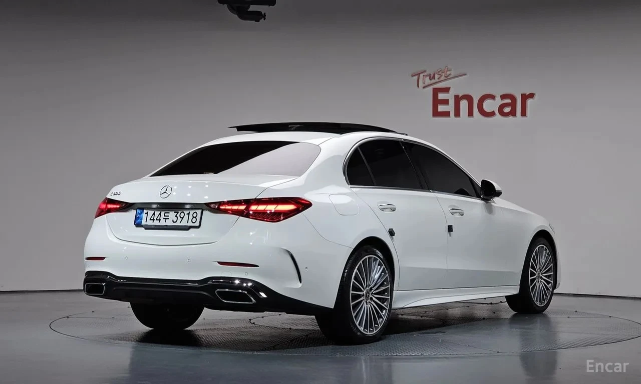 Mercedes-Benz C 300 AMG LINE * ФИКСИРАНА ЦЕНА ДО БЪЛГАРИЯ* , снимка 2 - Автомобили и джипове - 56115487