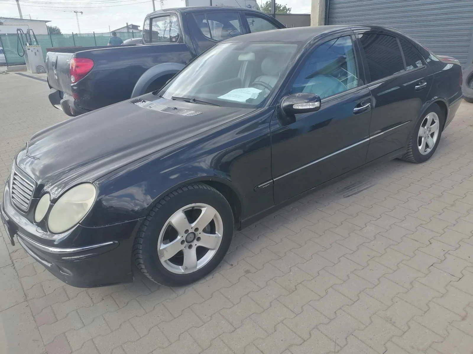 Mercedes-Benz E 320 AVANTGARDE, снимка 5 - Автомобили и джипове - 56188690