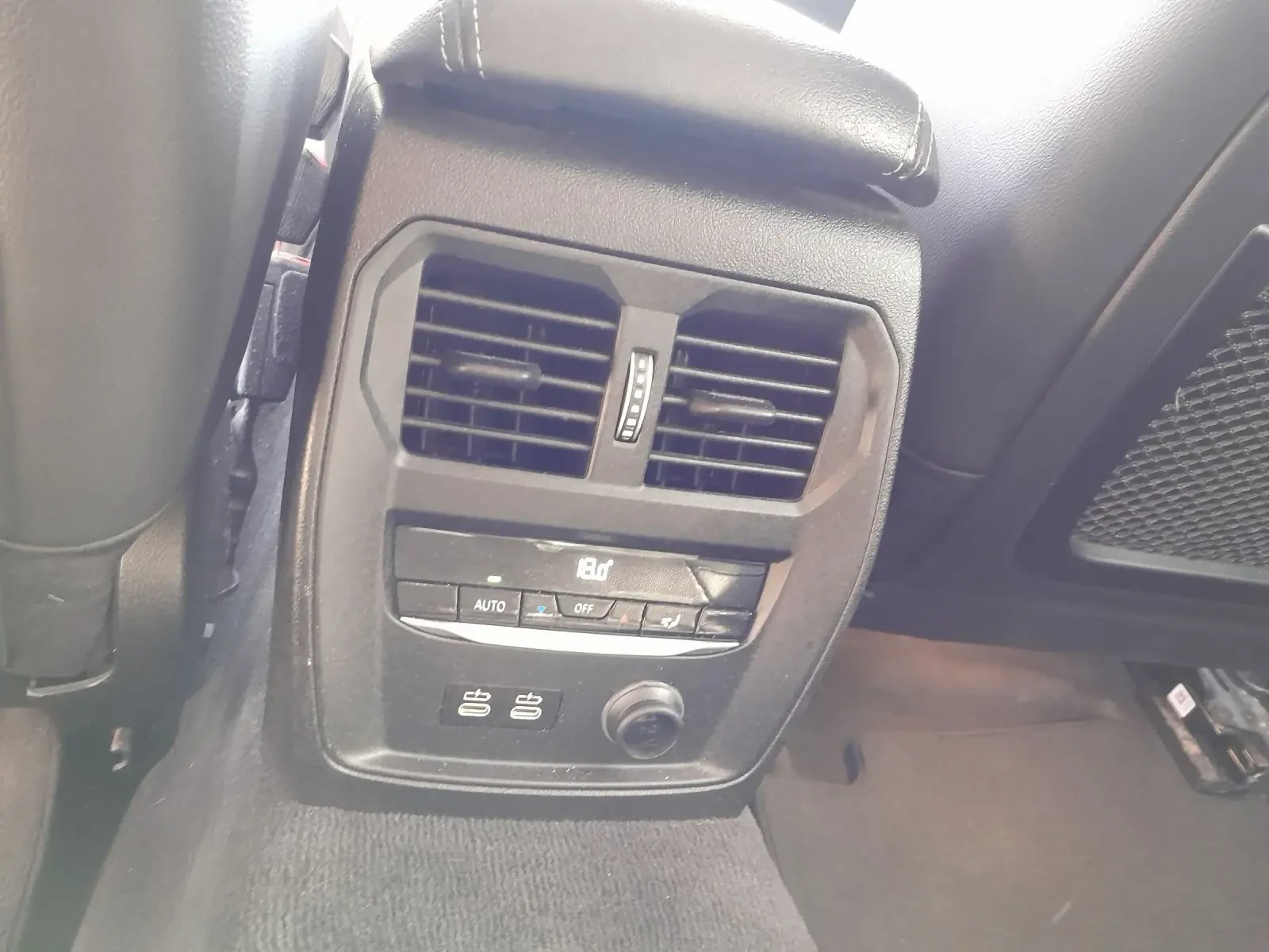 BMW 318 2.0D, снимка 9 - Автомобили и джипове - 56518573