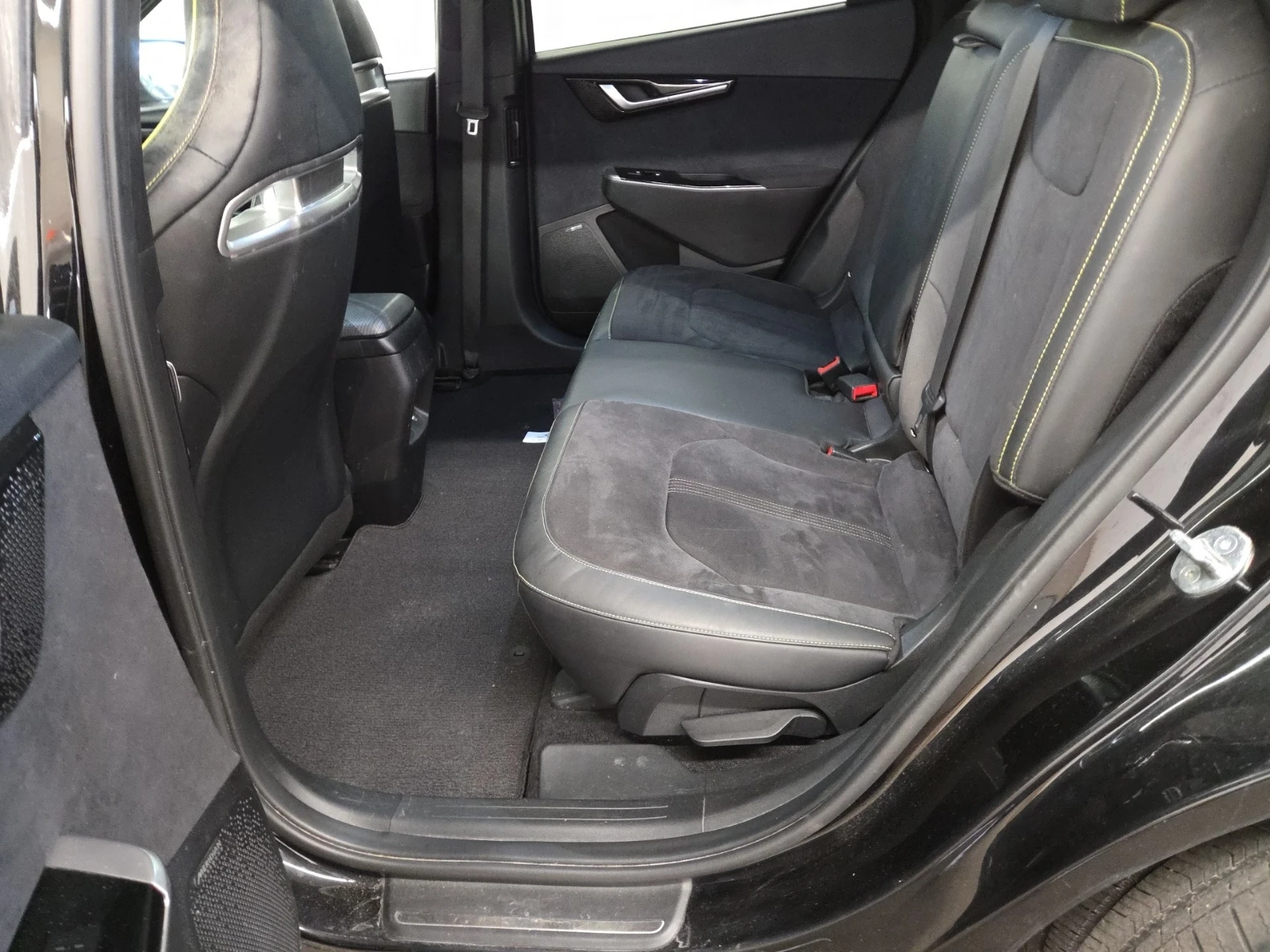 Kia EV6 GT * AWD, снимка 13 - Автомобили и джипове - 56623359