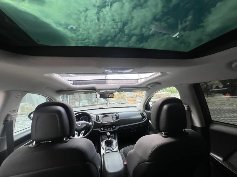 Kia Sportage 2.0 136 4х4 панорама, снимка 12 - Автомобили и джипове - 52453850