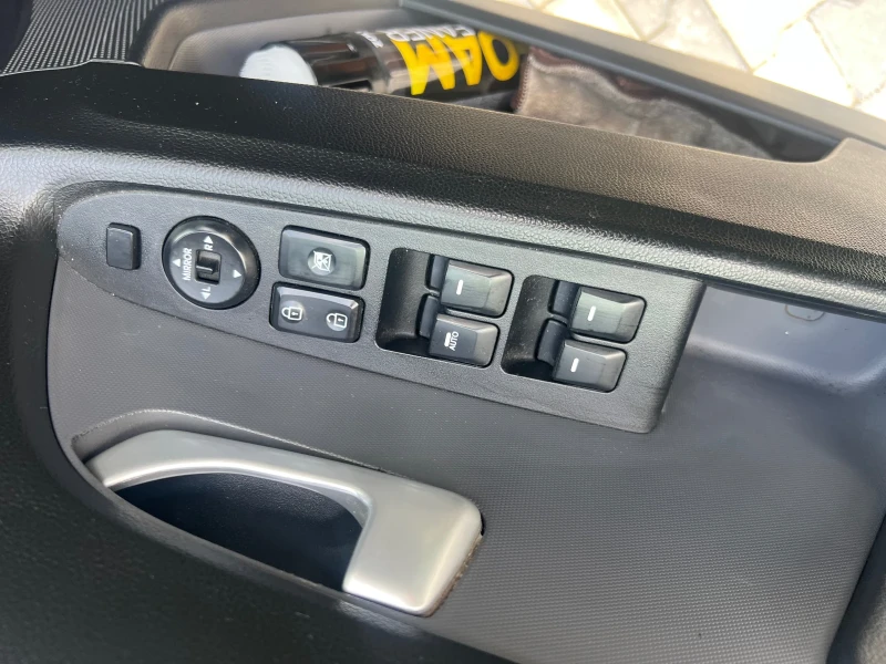 Kia Sportage 2.0 136 4х4 панорама, снимка 15 - Автомобили и джипове - 52453850