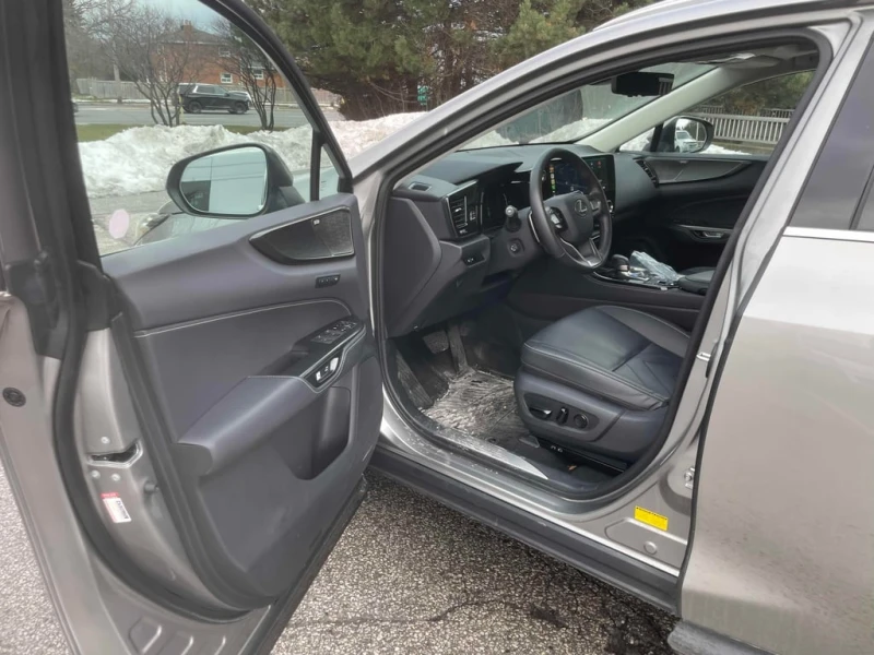 Lexus NX 350h 2022 * CARFAX * БЕЗ ПЪРВОНАЧАЛНА ВНОСКА, снимка 7 - Автомобили и джипове - 52852037