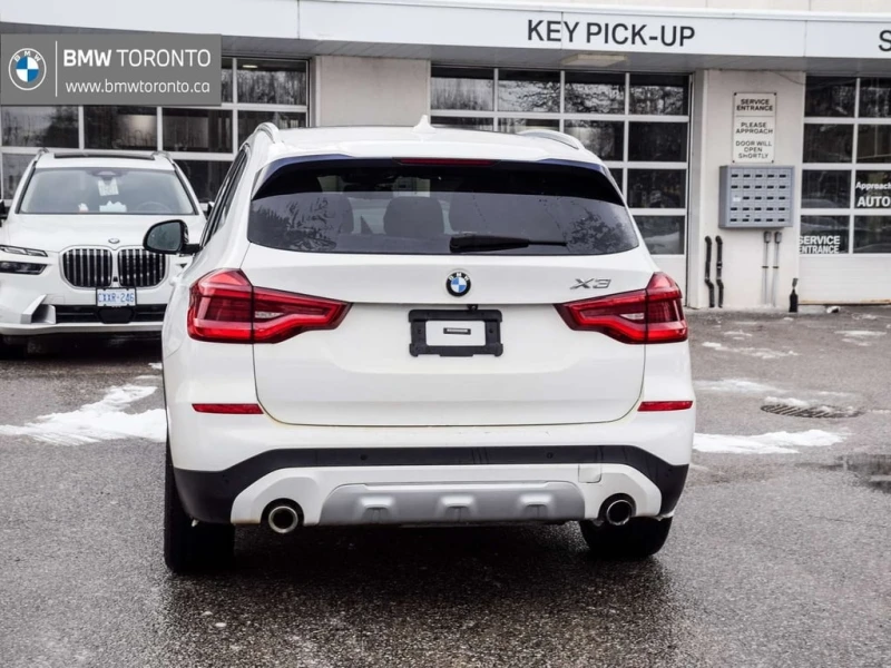 BMW X3 xDrive30i Pano Roof / CarPlay / Comfort Access, снимка 5 - Автомобили и джипове - 53201822