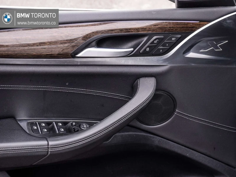 BMW X3 xDrive30i Pano Roof / CarPlay / Comfort Access, снимка 11 - Автомобили и джипове - 53201822